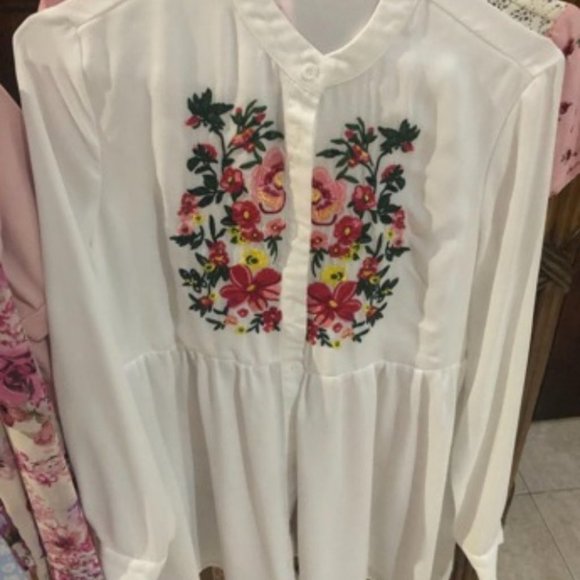 BOHO Flower Embroidery Peplum Blouse - Picture 5 of 8